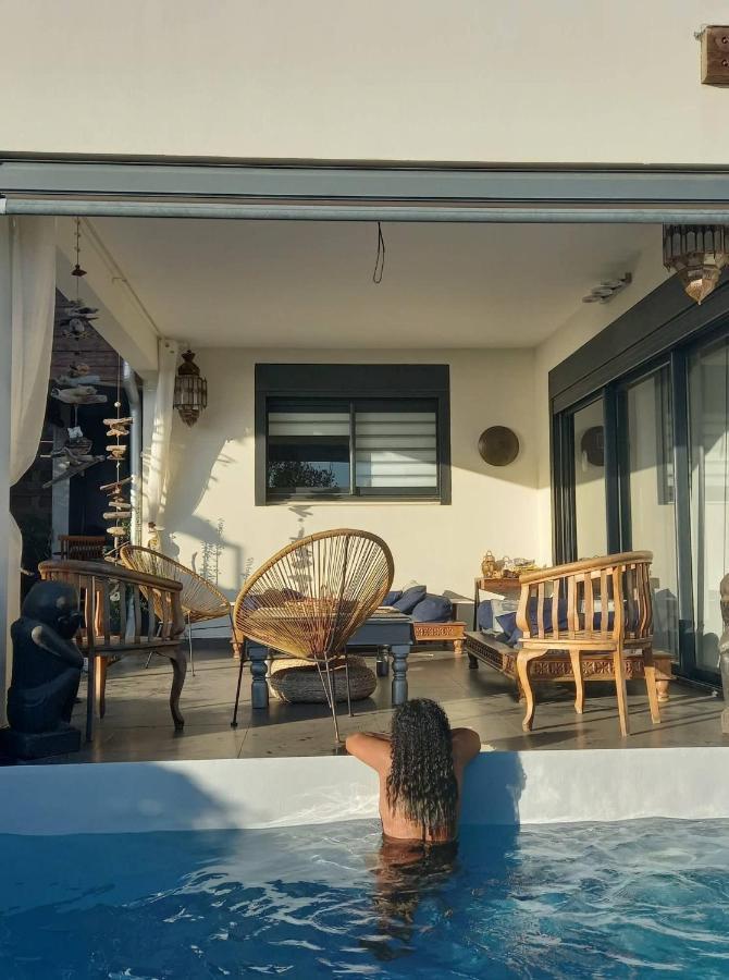 Suite Indigo Jacuzzi Prive Piscine Vue Mer Acces Cuisine Laverie Сен-Пьер Экстерьер фото